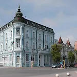 Central *