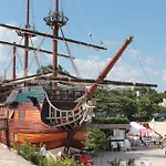 Central *