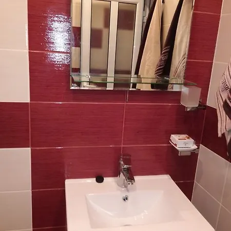 Central 公寓 瓦爾納