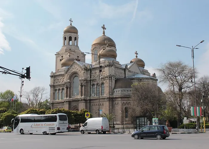 Central Apartamento Varna